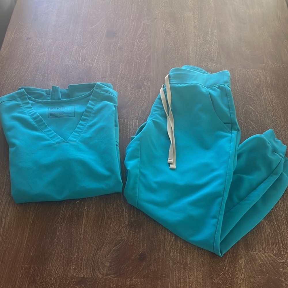Figs Scrubs Joggers and Top Teal